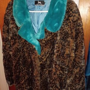 Blanc Noir Leopard Print Teddy Jacket with Teal Accent